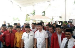 KPU LAMPUNG UTARA TERIMA BERKAS PENDAFTARAN PASLON ZAINAL Dan YUSRIZAL