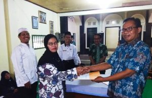 Kepala Sekolah SD Bukber Dan Sertijab