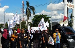 TUTUP HOTEL DAN MALL SERTA ADILI PELAKU KEJAHATAN LINGKUNGAN HIDUP DI PALEMBANG