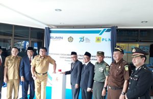 Sekda Sumsel Resmikan 5 Desa, Daryono : PLN Akan Wujudkan Kehidupan Masyarakat Lebih Baik Dengan Adanya Listrik