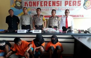 PEMBOBOL RUMDIN POLISI DI BEKUK