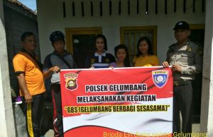 POLSEK GELUMBANG BERBAGI SESAMA
