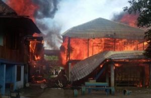 Bencana Kebakaran Ludeskan Tiga Rumah