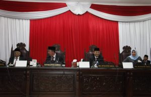 Raperda Usulan Pemprov Memasuki Babak Pandangan Umum Fraksi-Fraksi