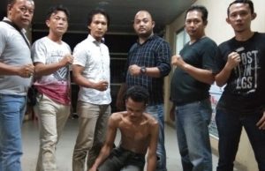 Sebutir Peluru Bersarang Dikaki Irwansyah