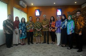 Wagub Mawardi Ingin Songket Eksis di Amerika