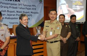 Mad Romli Ajak Pegawai Taat Pajak