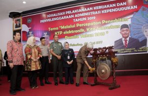 Wagub Himbau Masyarakat yang Belum Miliki KTP-El Segera Rekam dan Cetak Sebelum Pemilu