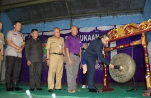 Bupati Zaki Ajak Buruh Perangi Hoax