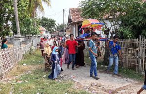 Arak Pengantin Sunat, Tradisi Warga Kecamatan Mekar Baru