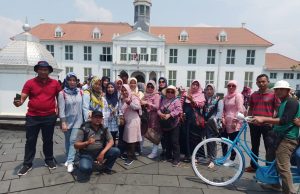 Jaga Tali Silaturahmi Alumni MTS Sumuranja”94, Gelar Reuni Di Kota Tua dan Tugu Monas