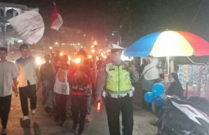 Kapospol Polsek Pasar Cikupa Lancarkan Lalin Pawai Obor 1 Muharam