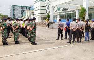 Polsek KMB Gelar Apel Gabungan Kesiapan Pengamanan Pelatikan Presiden dan Wakil Presiden