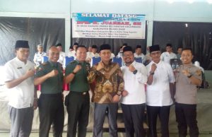 Warga dan kades Minta Bunga Desa Berlanjut
