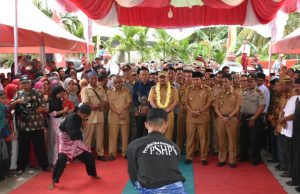 Bupati Kampar Hadiri Syukuran Kepala Desa, dan HUT Ke-32 Desa Pancuran Garding