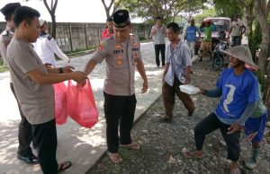 Polsek Pakuhaji Laksanakan Jumling Berbagi Makanan