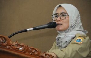 Iti Octavia Minta Operasional BUS AKAP dan KA Comunitter Menuju Lebak di Hentikan