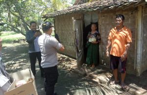 Polsek Pakuhaji Laksanakan Giat Bentuk Emphaty Building dan Social Bounding Kepada Masyarakat