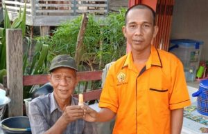 MKGR dan AMIR MUBA Temui Warga Bagikan HS