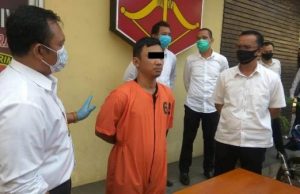 Diciduk Heri Gondrong, Diduga Anggota BNN Gadungan Ini Langsung Nangis