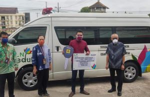 PLN UIWS2JB Serahkan Ambulance Untuk Yayasan RANBA