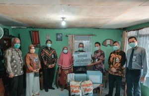 HUT Ke-18, Serikat Pegawai Bank Sumsel Babel Salurkan Bantuan Paket Sembako