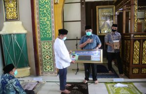 Herman Deru Ajak Masyarakat Tetap Eratkan Silahturahmi Meski Berjarak