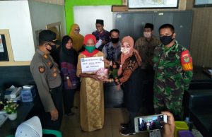 Pastikan Tepat Sasaran, Kapolsek Padarincang Pantau Penyaluran Bantuan BLT – DD