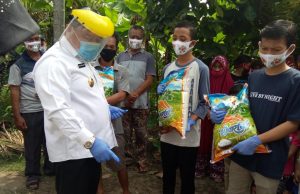 Peduli Warganya, Bupati Ogan Ilir Kunjungi Pasien yang dinyatakan Sembuh Covid-19