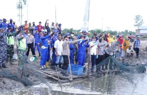 Kapolda Sumsel Hadiri Panen Raya Ikan Bandeng