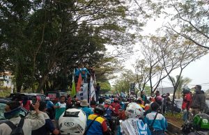 ASPSB Kabupaten Serang Unjuk Rasa di depan Gedung DPRD Provinsi Banten Tolak Omnibuslaw RUU Cipta Kerja
