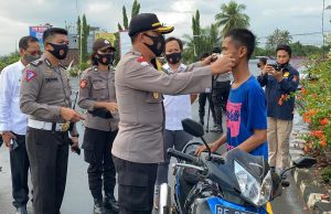 Gelar Kampanye Protokol Kesehatan Covid-19, Polres Lampung Utara Bagikan 15000 Masker