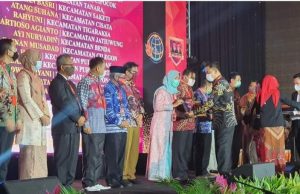 Camat Tigaraksa Raih Penghargaan PPAT Award Provinsi Banten 2020