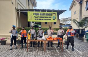 Bantu Warga Terdampak Banjir, Polsek Sunda Kelapa Dirikan Posko Siaga