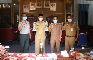 Bupati Lampung Utara Sabet Dua Penghargaan Penanganan Covid-19