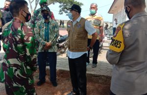 Bupati Tangerang Bubarkan Kerumunan di Tanjung Pasir