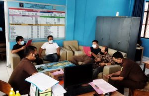 Kejari Tuba Serahkan Berkas Terduga Tersangka Tipikor Dana DAK Fisik di Dinas Pendidikan TA. 2019 Telah P21