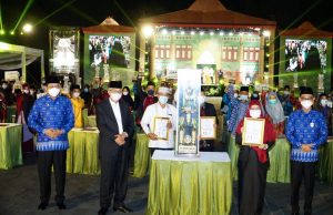 Wagub Sumsel Mawardi Yahya Secara Resmi Tutup STQH Tingkat Provinsi