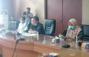 Puluhan Kontraktor Sambangi Kantor DPRD Muara Enim Pertanyakan Legalitas Tim Ahli ULP