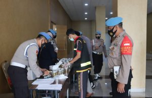 Antisipasi Penyalagunaan Narkoba, Polresta Bandara Soetta Tes Urine Kepada Anggotanya