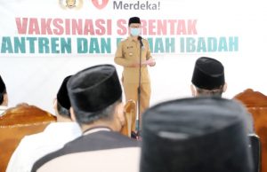 Ratusan Santri dan Santriwati Ponpes Assalafiyah Ikuti Vaksinasi Serentak