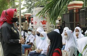Bupati Tuba Winarti Turun Lokasi Kejar Target Vaksinasi Secara Merata dan Tinjau Progres Pembangun infrasetruktur