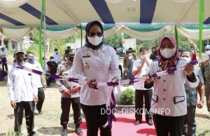 Kadis Kominfo Tuba Dampingi Bupati Resmikan Balai Kampung Kahuripan Dalem
