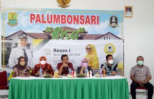 Saat Reses Palumbonsari, Hj Sri Rahayu Agustina Sampaikan Kabar Munirah Sudah Berada di KBRI