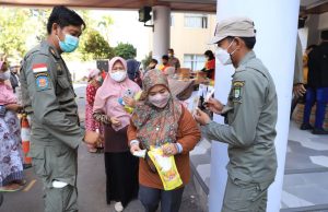 Pemkot Tangerang Buka Operasi Pasar Minyak Goreng Murah