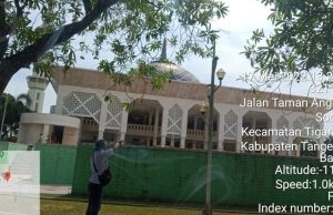 Jamaah Keluhkan Jam Masjid Al-Amjad Tiga Raksa Kurang Terawat