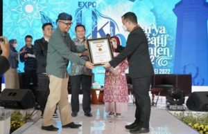 Jojorong Makanan Khas Banten Pecahkan Rekor MURI