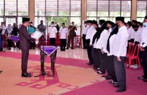 Adipati Kukuhkan 1.425 Anggota BPK Se- Kabupaten Way Kanan Periode 2022-2028