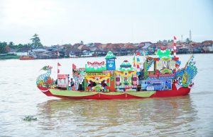 Lestarikan Kearifan Lokal, Pemprov dan Pemkot Palembang Gelar Parade Kapal Hias