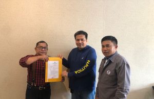 Ketua PJS Riau Serahkan Mandat Pembentukan DPC PJS Pekanbaru